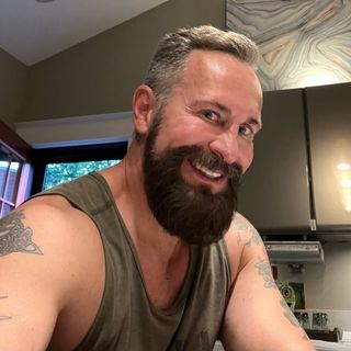 Profile Picture of Michael Zywiczynski (@michaelzski) on Instagram