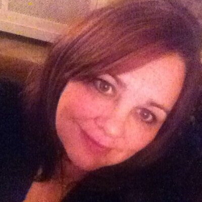 Profile Picture of Pamela McLean (@MaccyPam) on Twitter