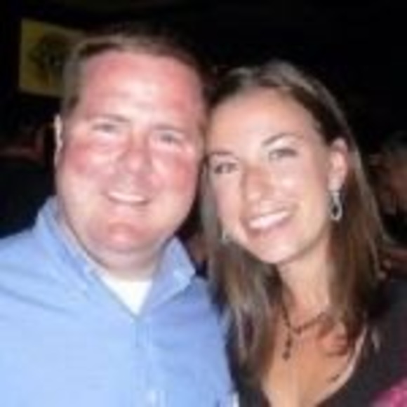 Profile Picture of Michele Boling (@mlboling1) on Poshmark