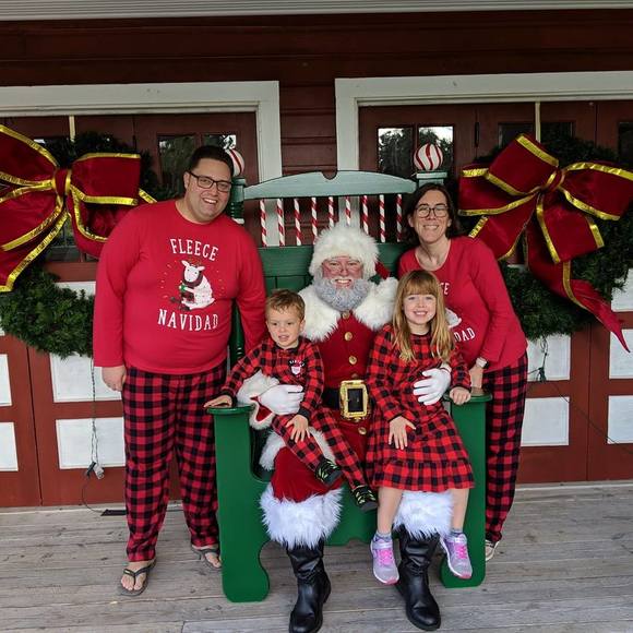 Profile Picture of Miranda Hayes (@fsurunner) on Poshmark