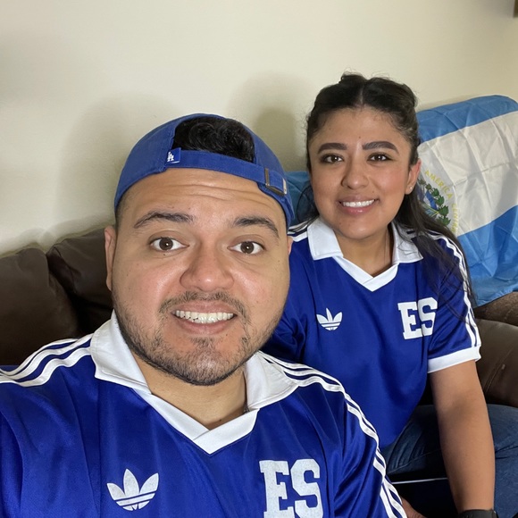 Profile Picture of Edward Alvarez (@edwardalvarez) on Poshmark