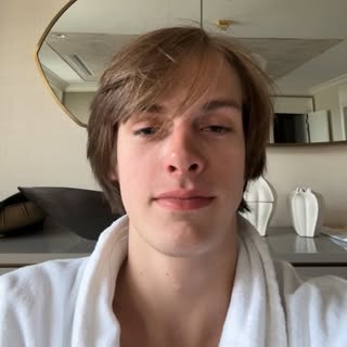 Profile Picture of jonathan_carlson (@jonathan_carlson) on Instagram