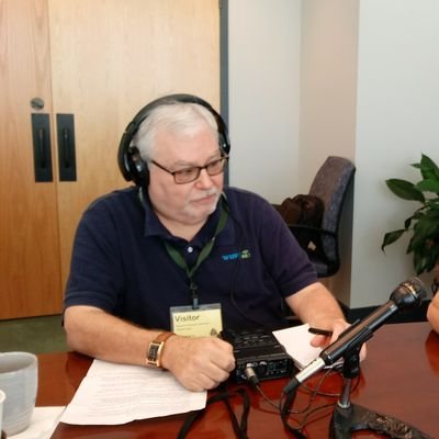 Profile Picture of Dave Dunwoody (@WUWF_Dave) on Twitter