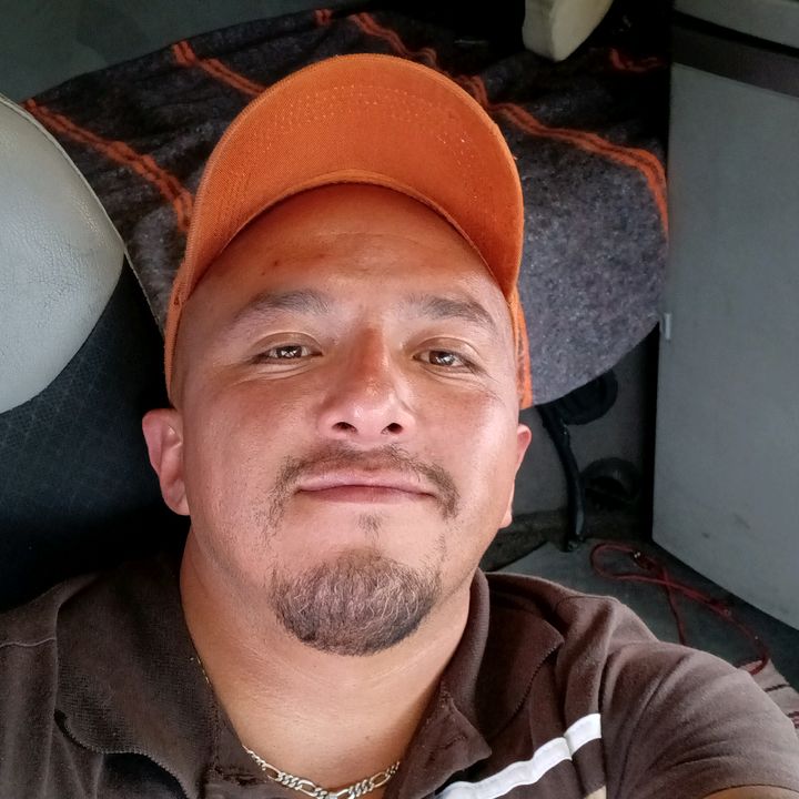 Profile Picture of andres (@andres_pel) on Tiktok