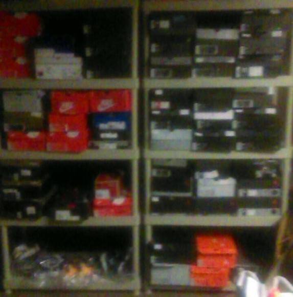 Profile Picture of Joseph Dooge (@sammyjays333) on Poshmark