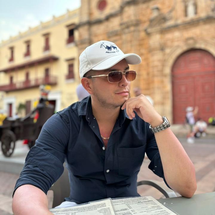 Profile Picture of Alonso Noel (@alonsonoel) on Tiktok