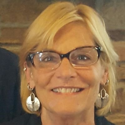 Profile Picture of Lynne Albertsonon Twitter