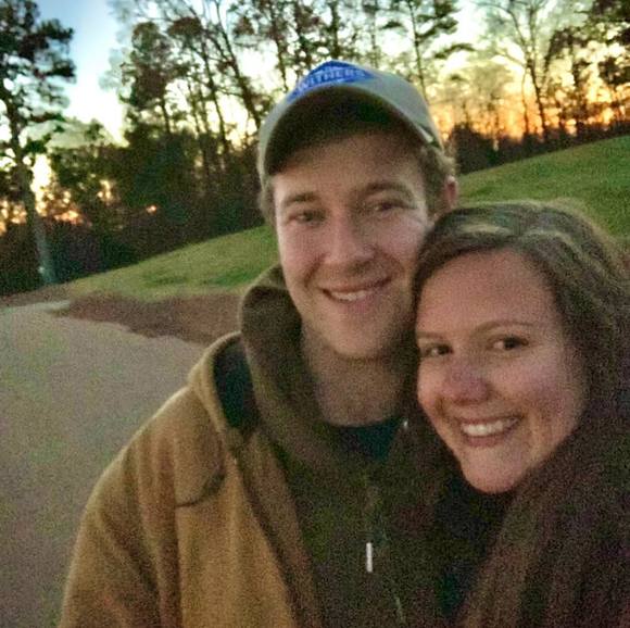 Profile Picture of Lindsey Lequier (@lindseylequier) on Poshmark