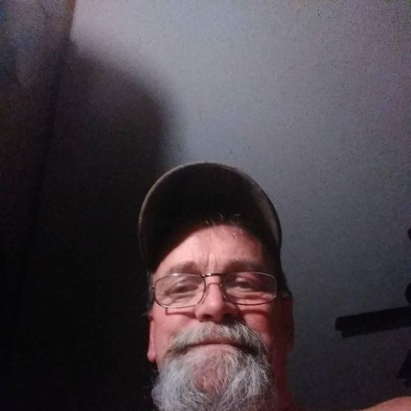 Profile Picture of Steven Bagwell (@stevenbagwell) on Poshmark