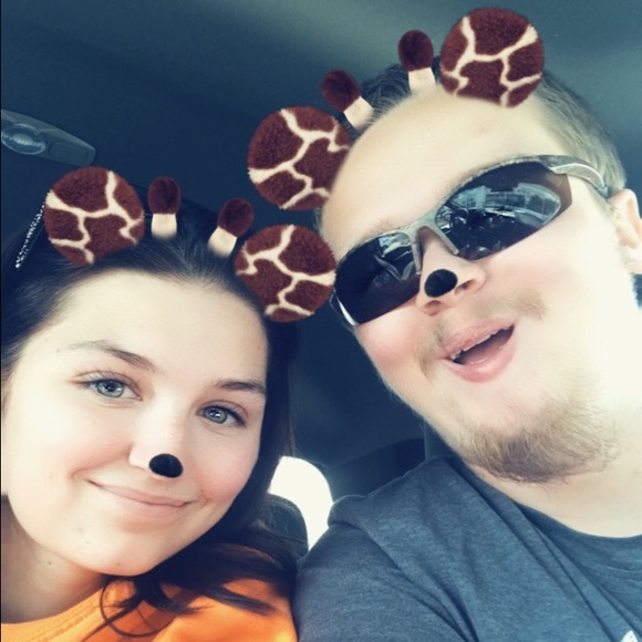 Profile Picture of Amanda Imler (@davis2018) on Poshmark