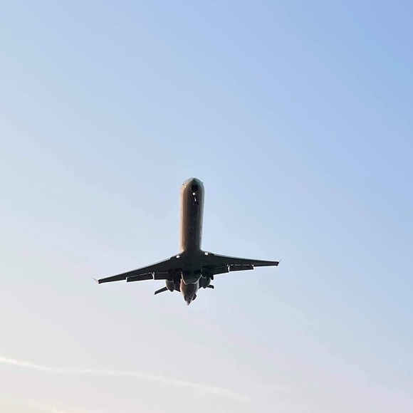 Profile Picture of Rawnek A (@rawneka) on Poshmark