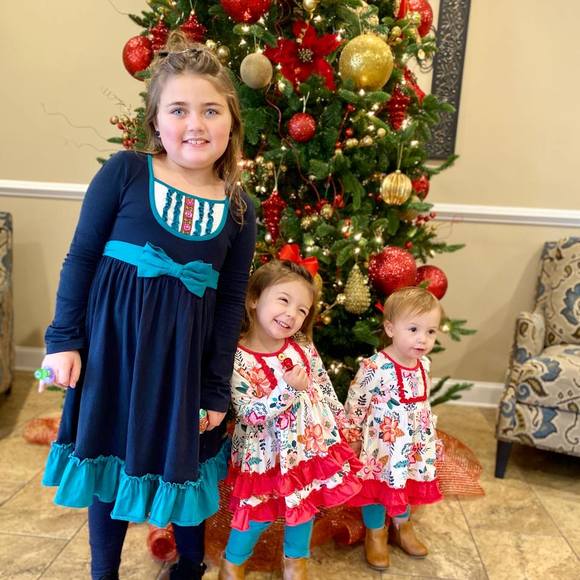 Profile Picture of Carly Carter (@carly91393) on Poshmark