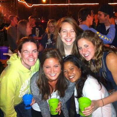 Profile Picture of Julia Pearson (@juliaGpearson) on Twitter