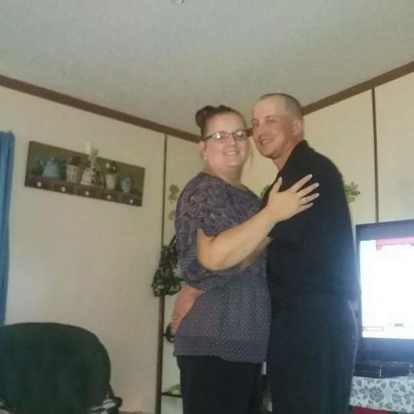Profile Picture of Matthew Bussberg (@fatdaddy81) on Poshmark