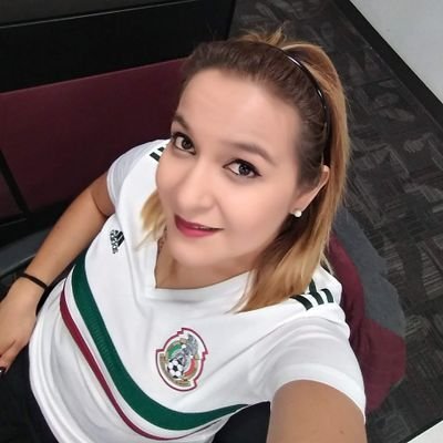 Profile Picture of Mariana Cuevas (@Marys1201) on Twitter