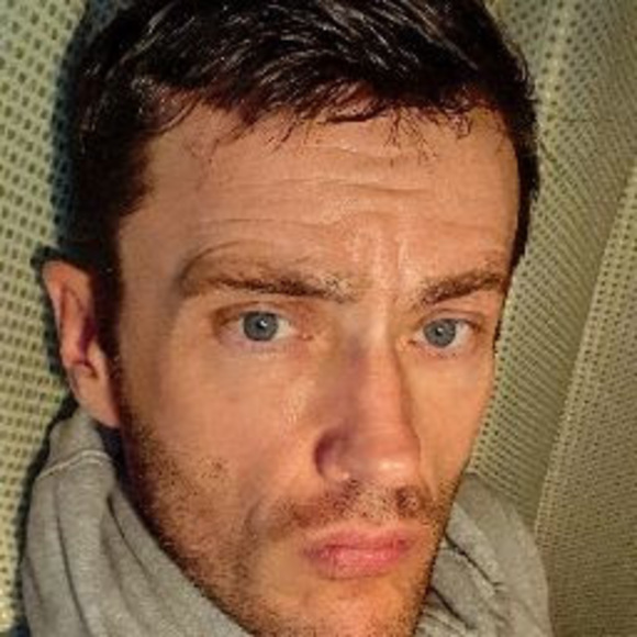 Profile Picture of Edward Roberts (@etr238) on Poshmark