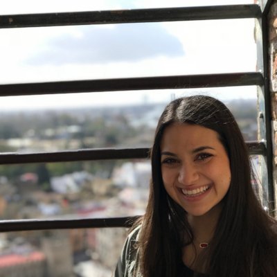 Profile Picture of Scarlett Batarse (@scarbatar) on Twitter