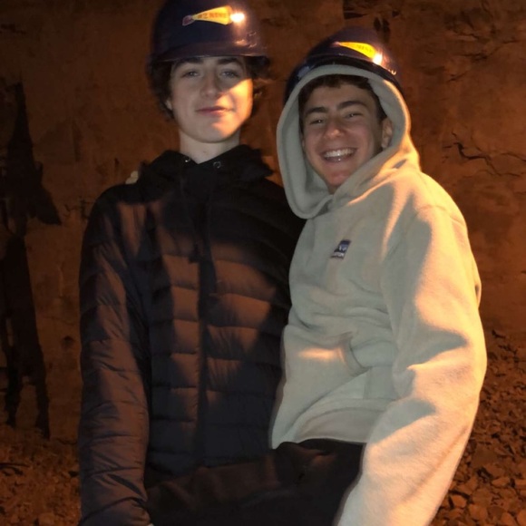 Profile Picture of David Grace (@100dvg) on Poshmark