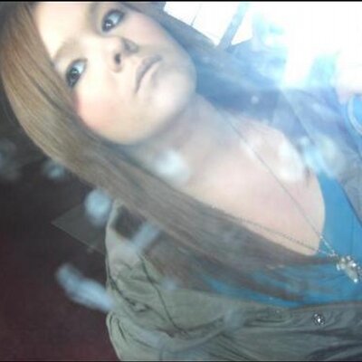 Profile Picture of Elizabeth Dow (@ED_OX) on Twitter