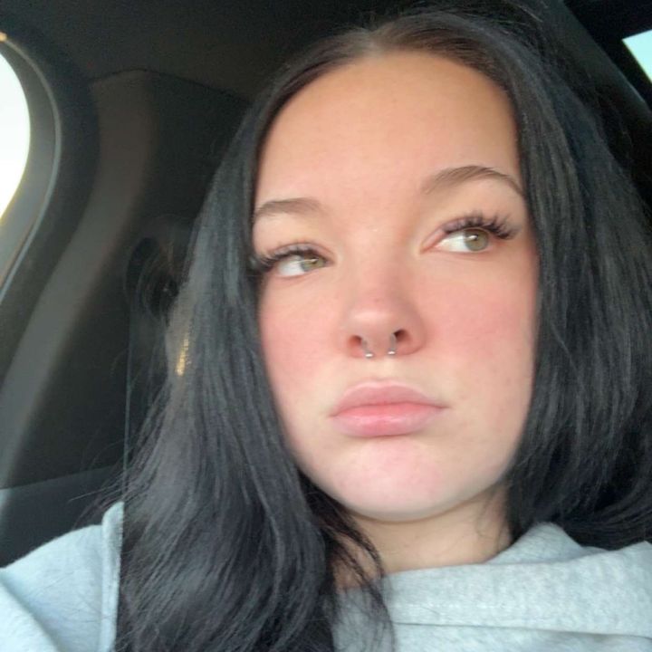 Profile Picture of g (@georgia.holbrook) on Tiktok