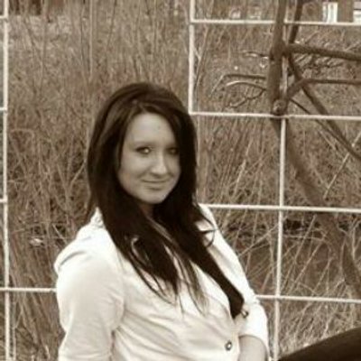 Profile Picture of Laura Koch (@laurakoch39) on Twitter