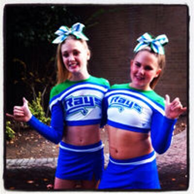 Profile Picture of Christa James (@JamesJamespyo) on Twitter