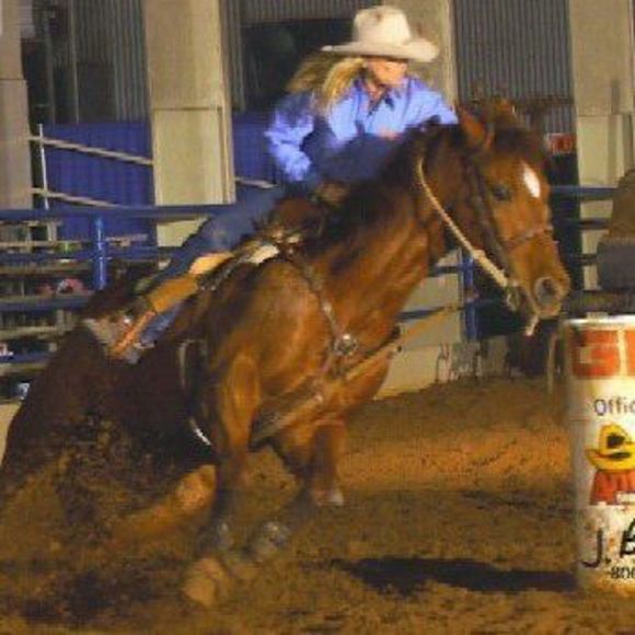 Profile Picture of Cindy Halderman (@lightnin_c) on Poshmark