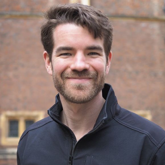 Profile Picture of Jon David (@jreeves87) on Poshmark