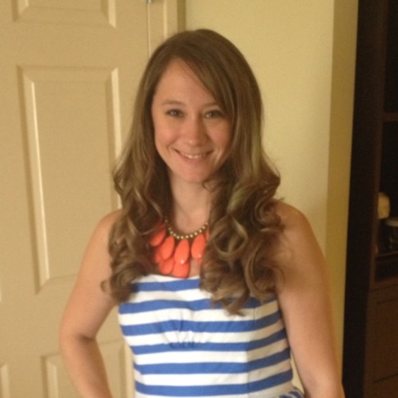 Profile Picture of Natalie Overton (@npl0601) on Poshmark