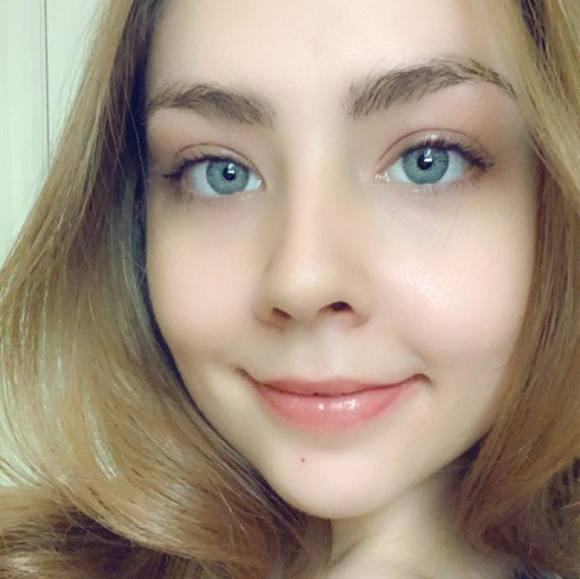 Profile Picture of Trisha Case (@trishacas) on Poshmark