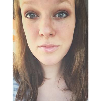 Profile Picture of Anna Elizabeth Hipp (@AnnaHipp) on Twitter