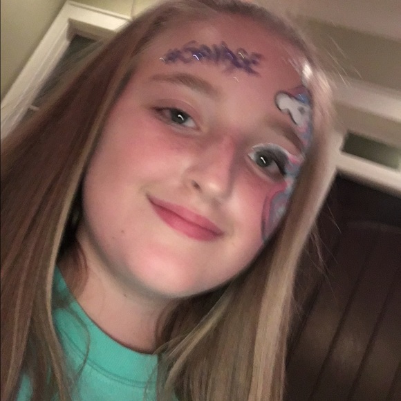 Profile Picture of Audrey Baldwin (@baldwin4) on Poshmark