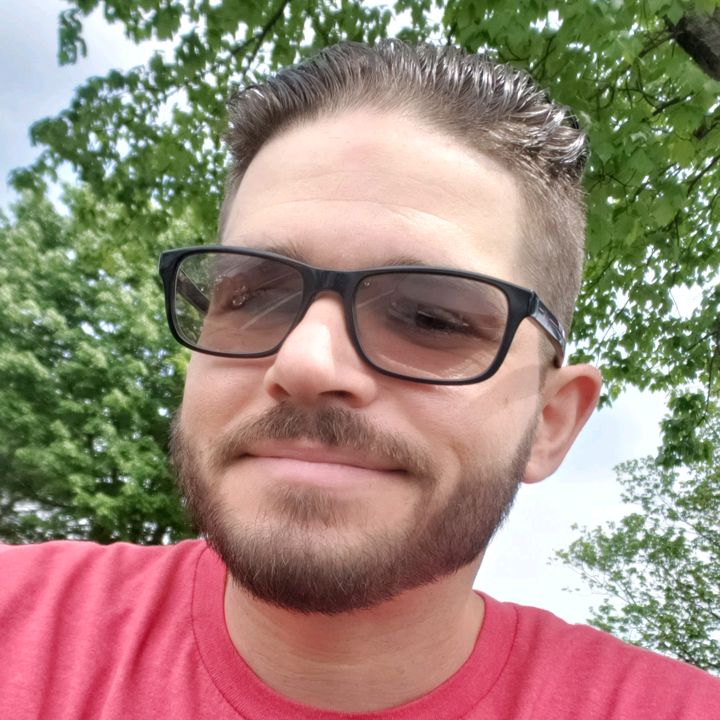 Profile Picture of David Connor (@playvorplayv420) on Tiktok