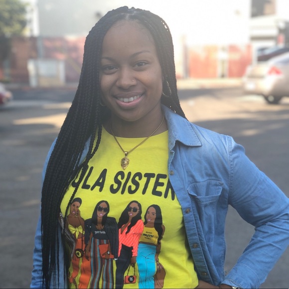 Profile Picture of Leatrice Byers (@leatrice_byers) on Poshmark