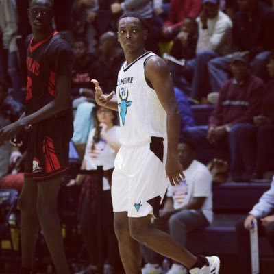 Profile Picture of Kris Robinson (@krobinson_22) on Twitter