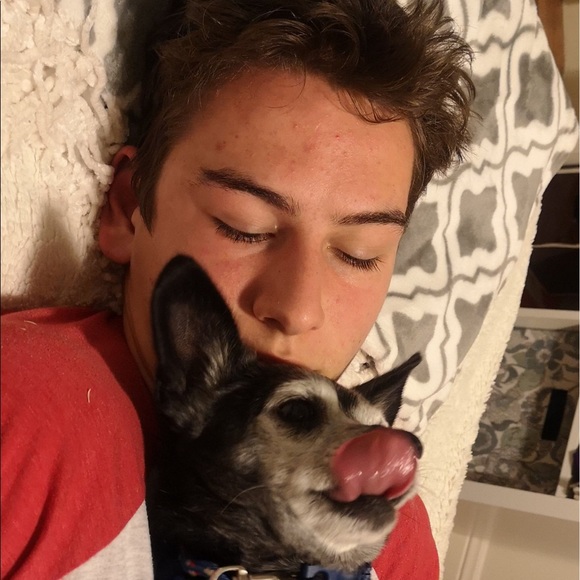 Profile Picture of Erik Peters (@erpeters1) on Poshmark