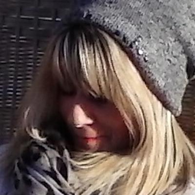 Profile Picture of Joanne Wallis (@JoJoWallis) on Twitter