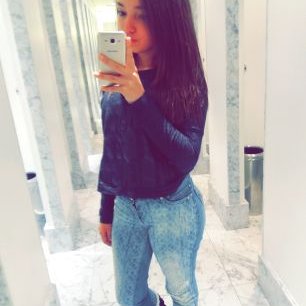 Profile Picture of Ana Carolina (@carol_keller11) on Twitter