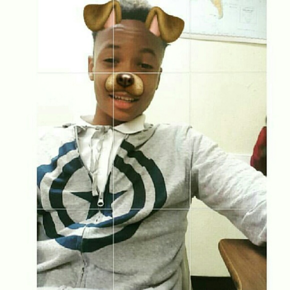 Profile Picture of James Lucky (@james550) on Poshmark