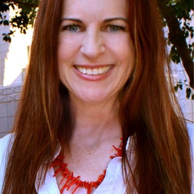 Profile Picture of Kathryn Mitchell (@CoachDaBaum) on Twitter