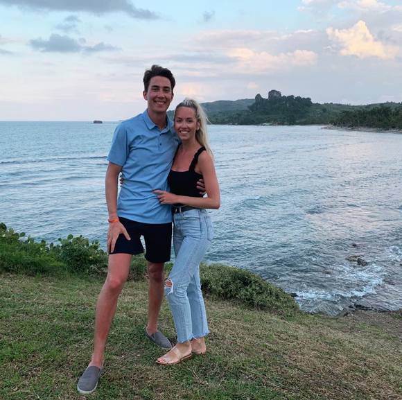 Profile Picture of Jenna Demaeyer (@jendemaeyer) on Poshmark