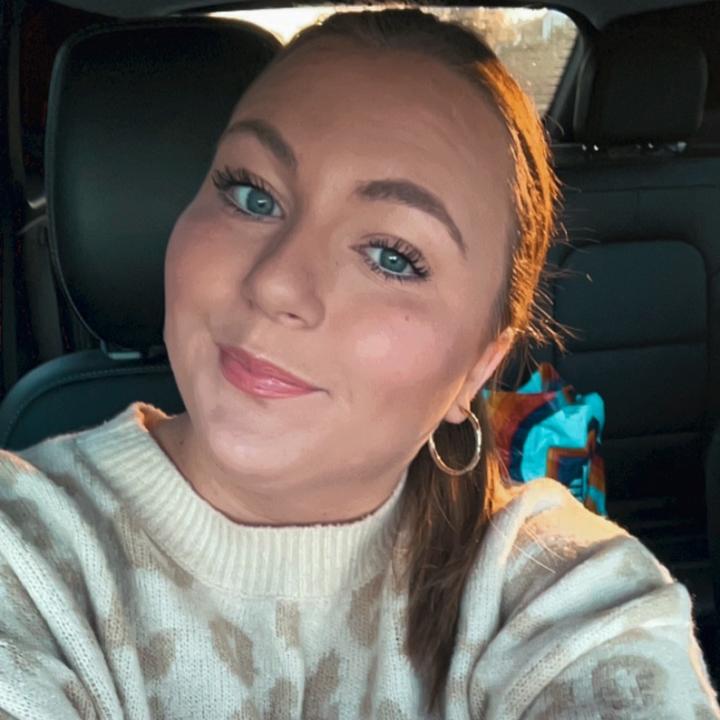 Profile Picture of claire coleman (@@clairecoleman02) on Tiktok