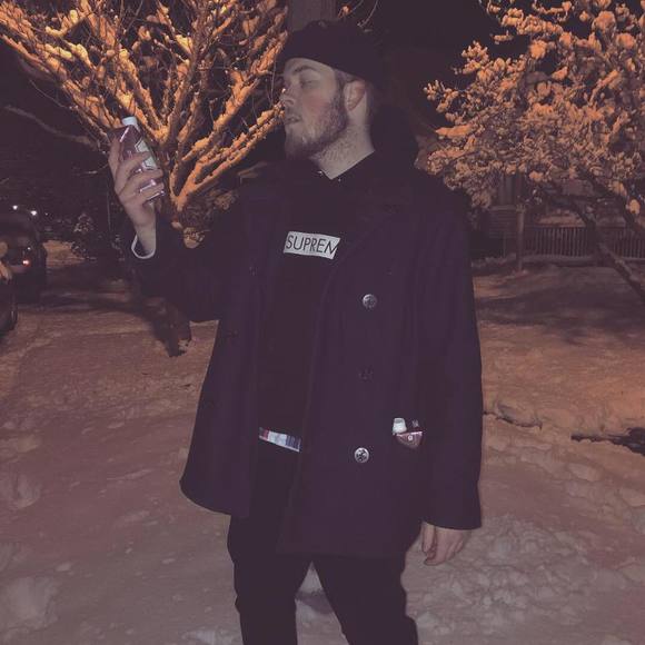 Profile Picture of Parker Drathman (@wa_hpablo) on Poshmark