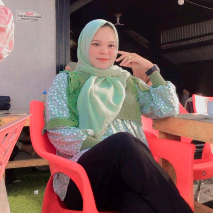 Profile Picture of Lisa (@lisamahera) on Tiktok