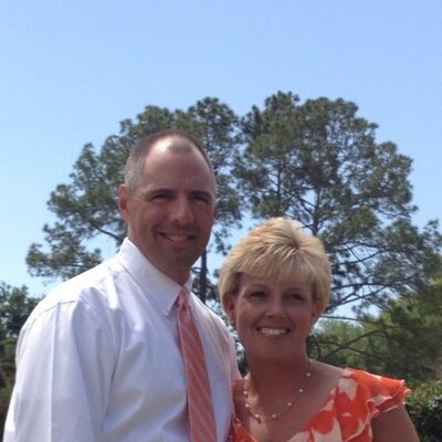Profile Picture of Lori Hays (@HaysLori) on Twitter