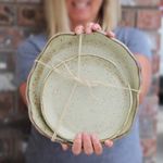 Profile Picture of Shelley Bauer (@blueapplepottery) on Instagram