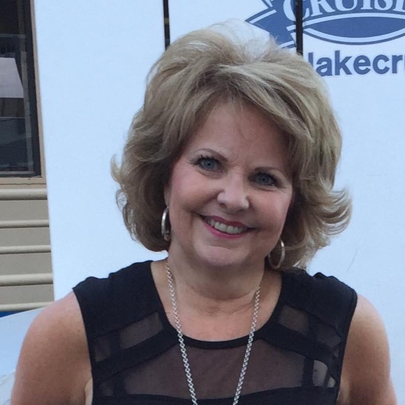 Profile Picture of Kathy Hlebichuk (@kathyhlebichuk1) on Poshmark