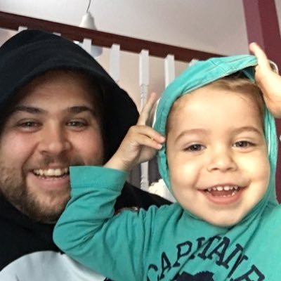 Profile Picture of Matthew Berard (@datbizzle16) on Twitter