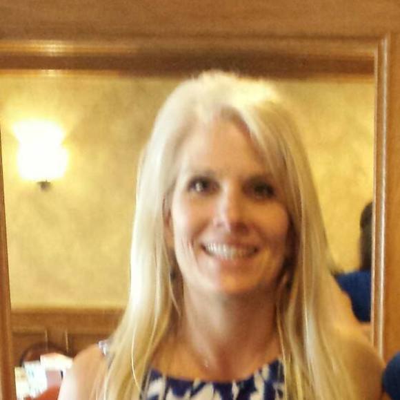 Profile Picture of Paula Kohnke byrd (@byrdnest11) on Poshmark