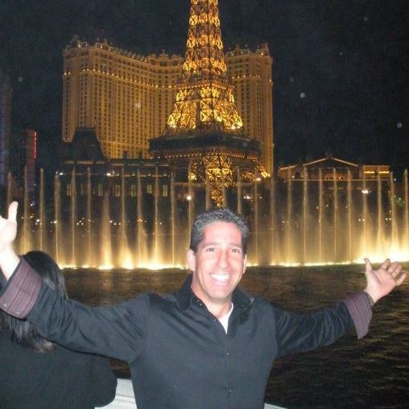 Profile Picture of Andy Lessem (@aslasl) on Poshmark
